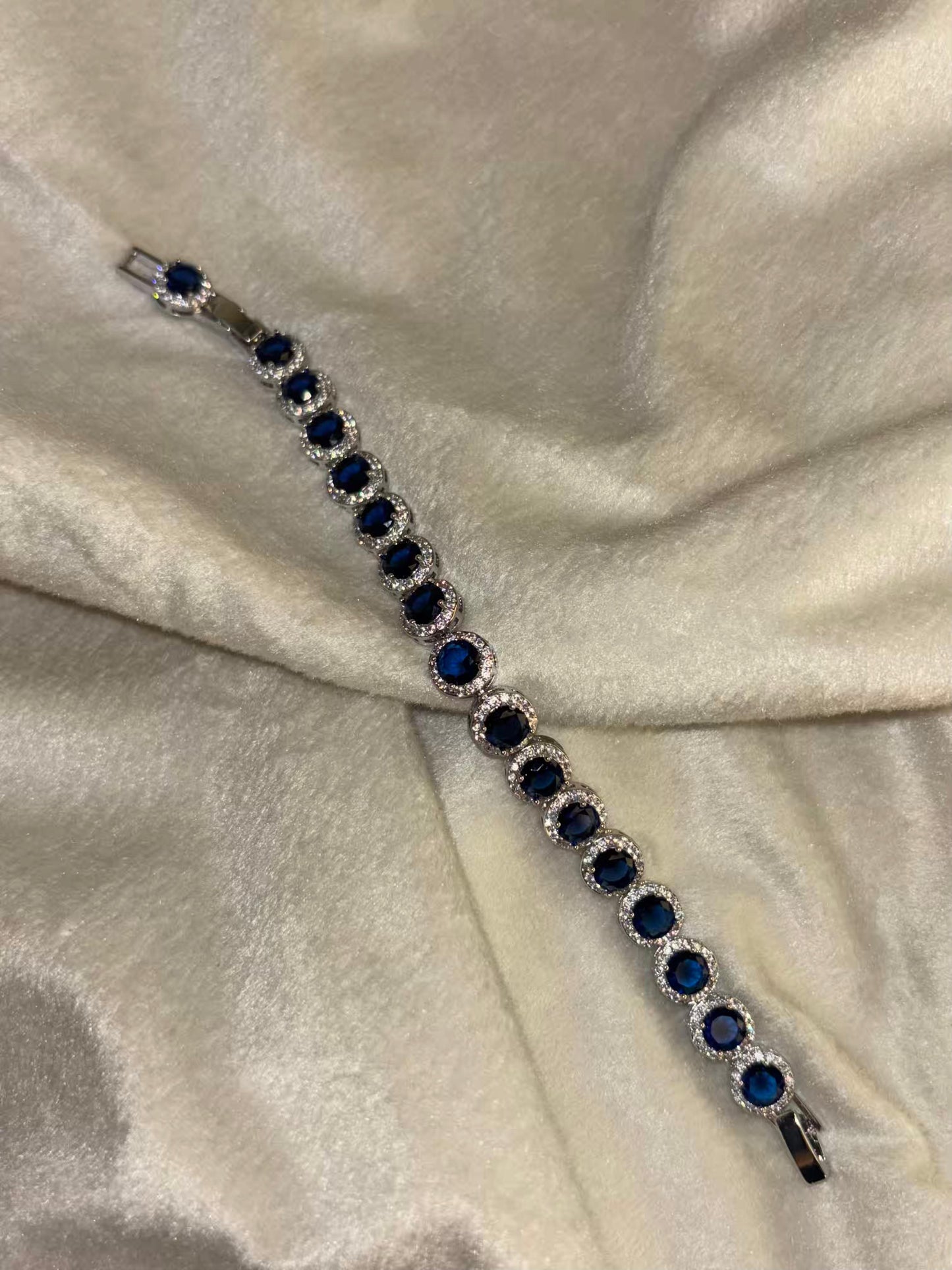 Sapphire Round Gem Studded Silver Premium Tennis Bracelet