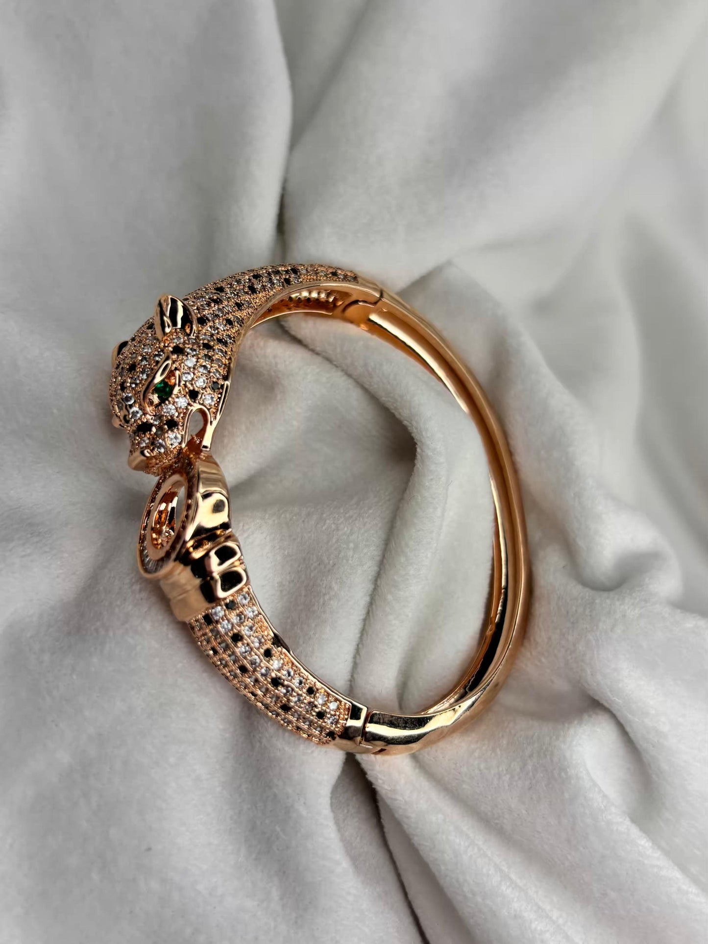 Dotted Tiger Head Premium Kada Bangle 18K Gold Plated