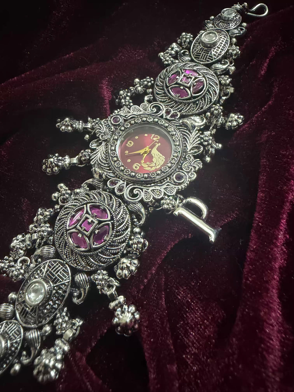 Viral Navratri Elegance Silver-Tone Navratri Oxidised Heritage Watch