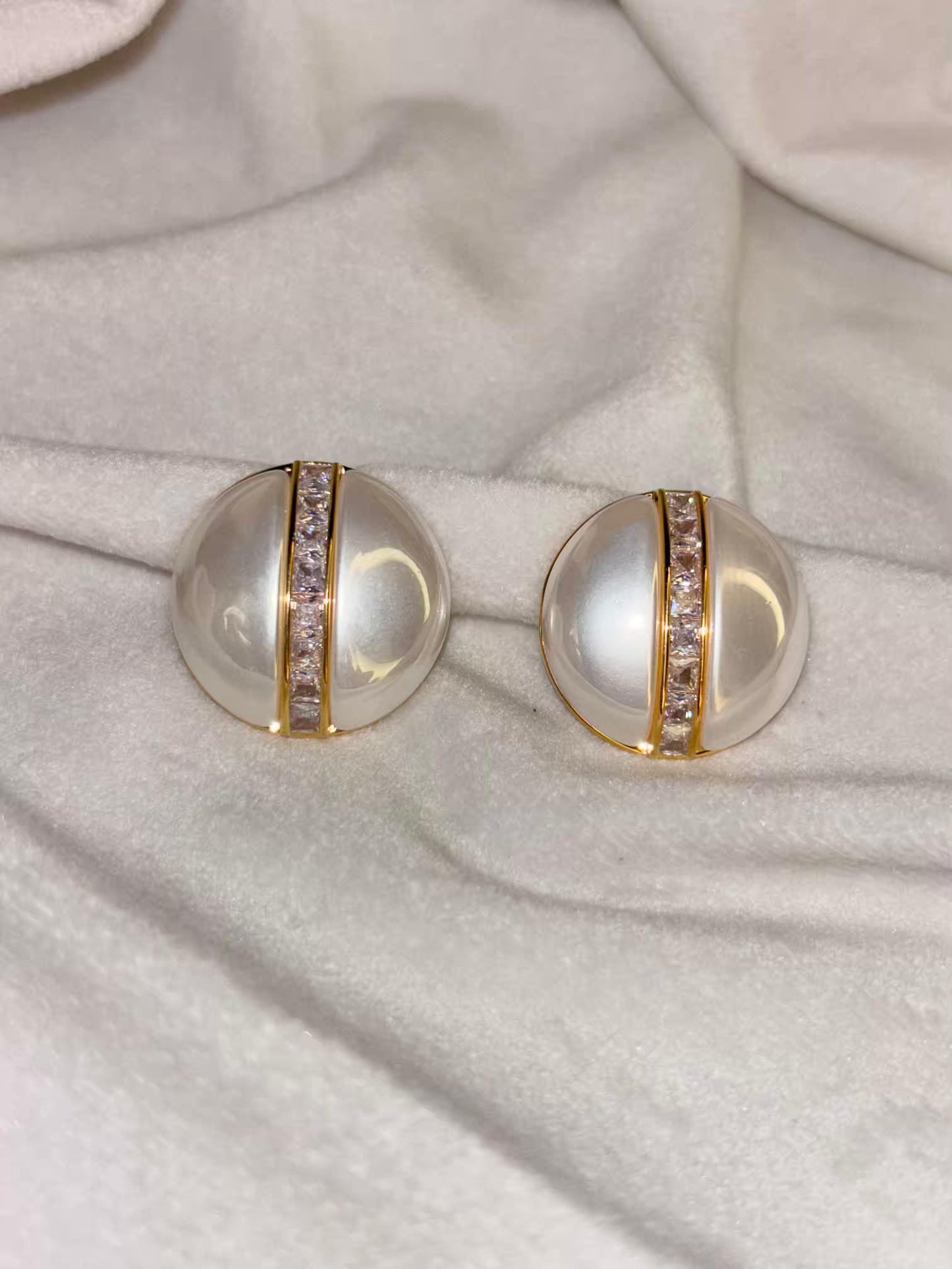 Studded Pearl Earrings 18K Gold Plated Premium Earrings