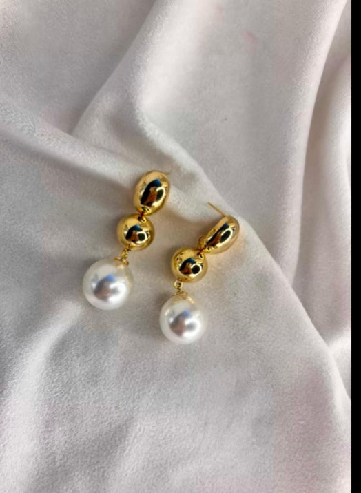 Tiny Pearls Ear Studds 18K Gold Plated Premium Earrings