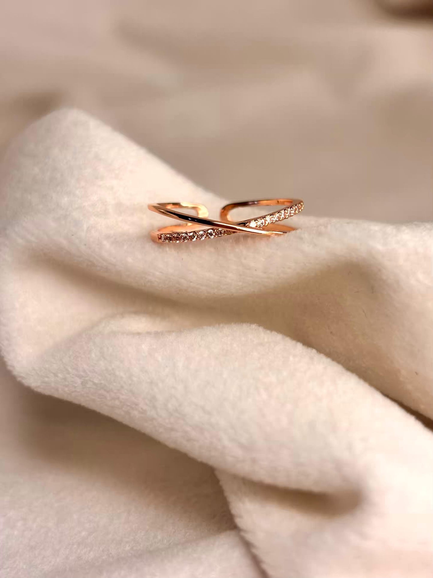 Minimal Criss Cross Ring 18K Gold Plated Adjustable Ring