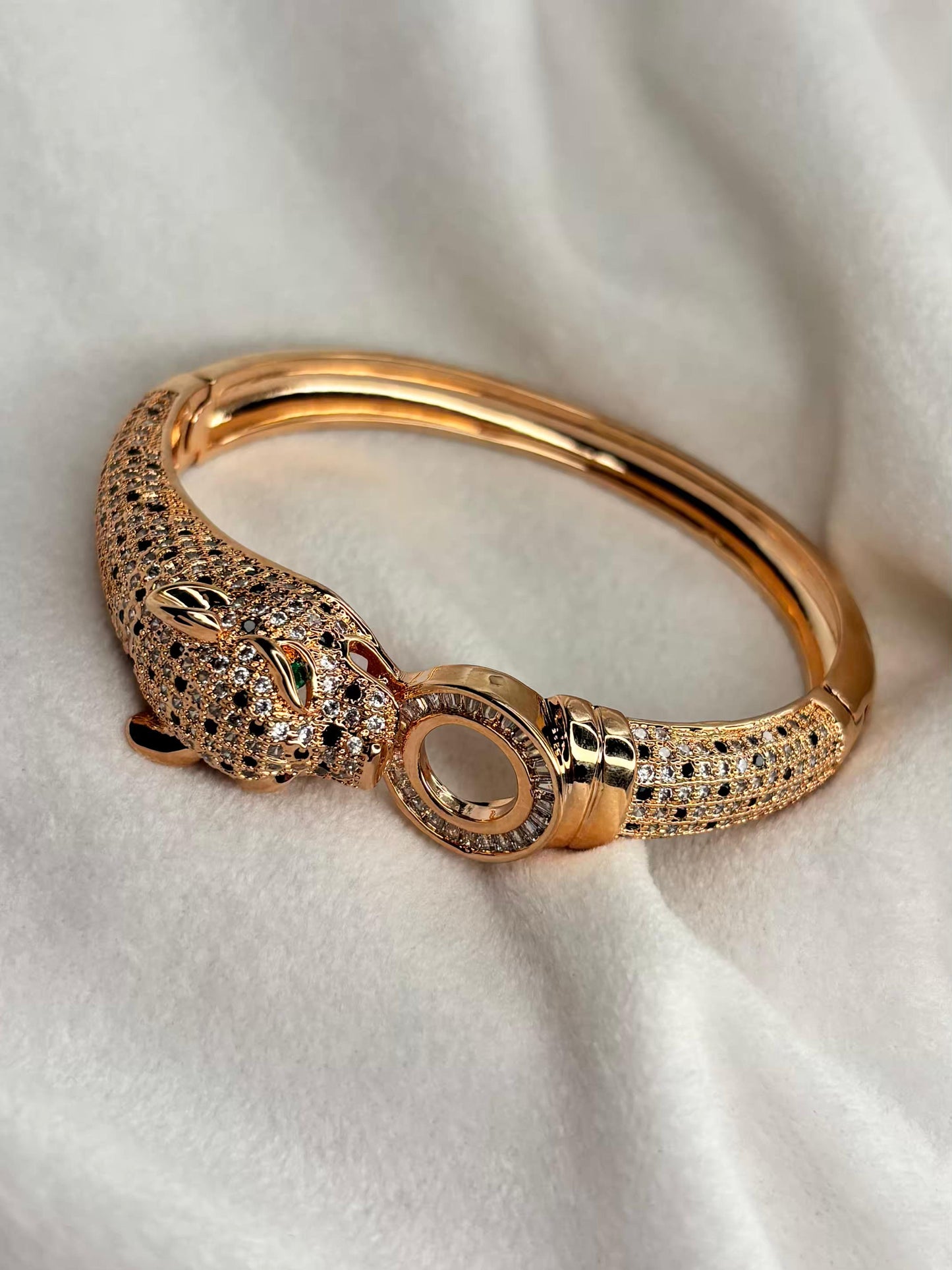 Dotted Tiger Head Premium Kada Bangle 18K Gold Plated