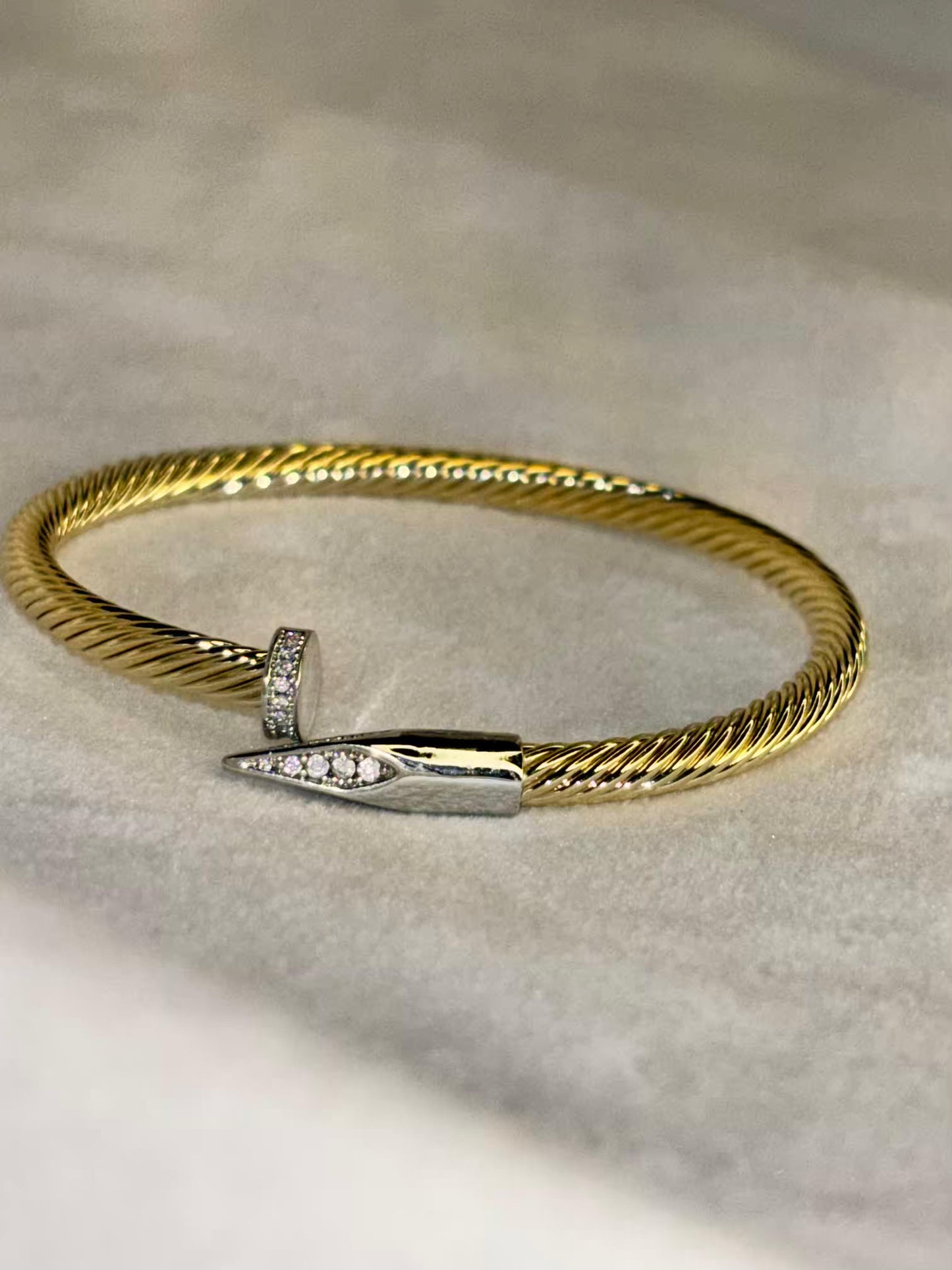 Daimond Clasp Gold Premium Kada Bangle 18K Gold Plated Bangle