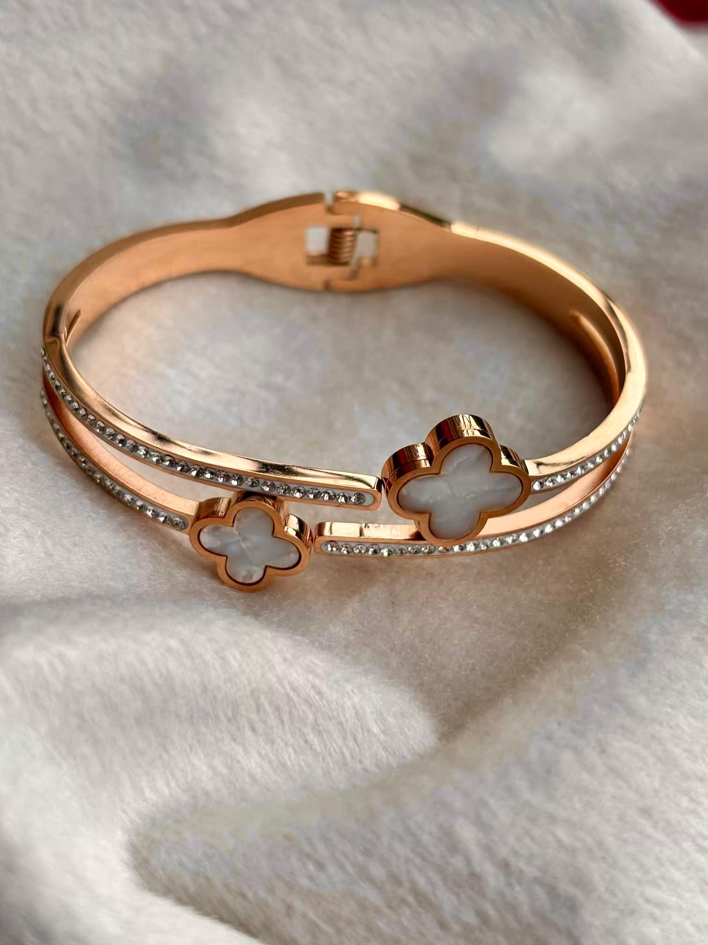 For Thin Wrist Double Clover Bangle 18K Gold plated Premium Bangle 2.2 - 2.4 Size