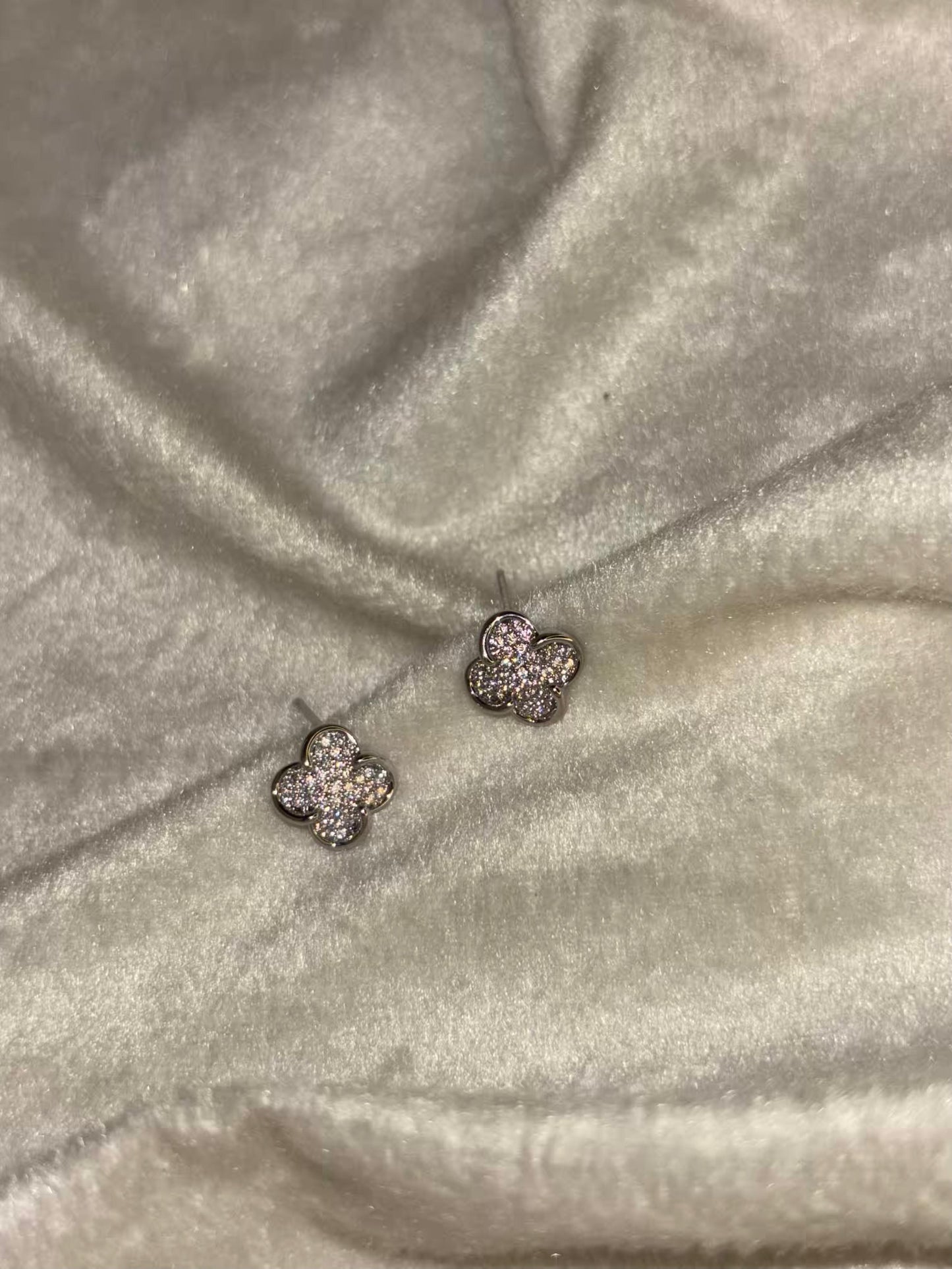 Silver Studded Clover Earring Silver Plated Earrings Premium Earrings
