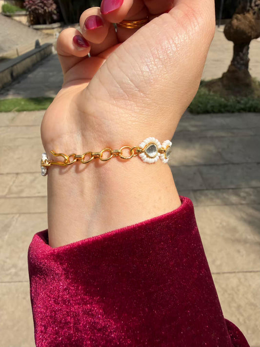 Nita Ambani Haath Phool Premium Work Pink Emerald Pearl Royal Chain Design Pair of Haath Phool