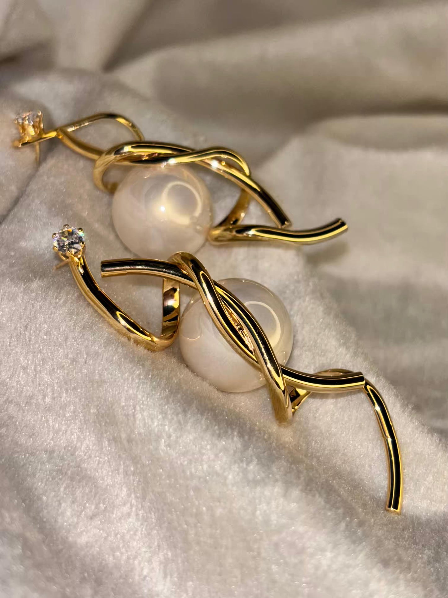 Pearl Vine Earrings 18K Gold Plated Earrings Premium Earrings