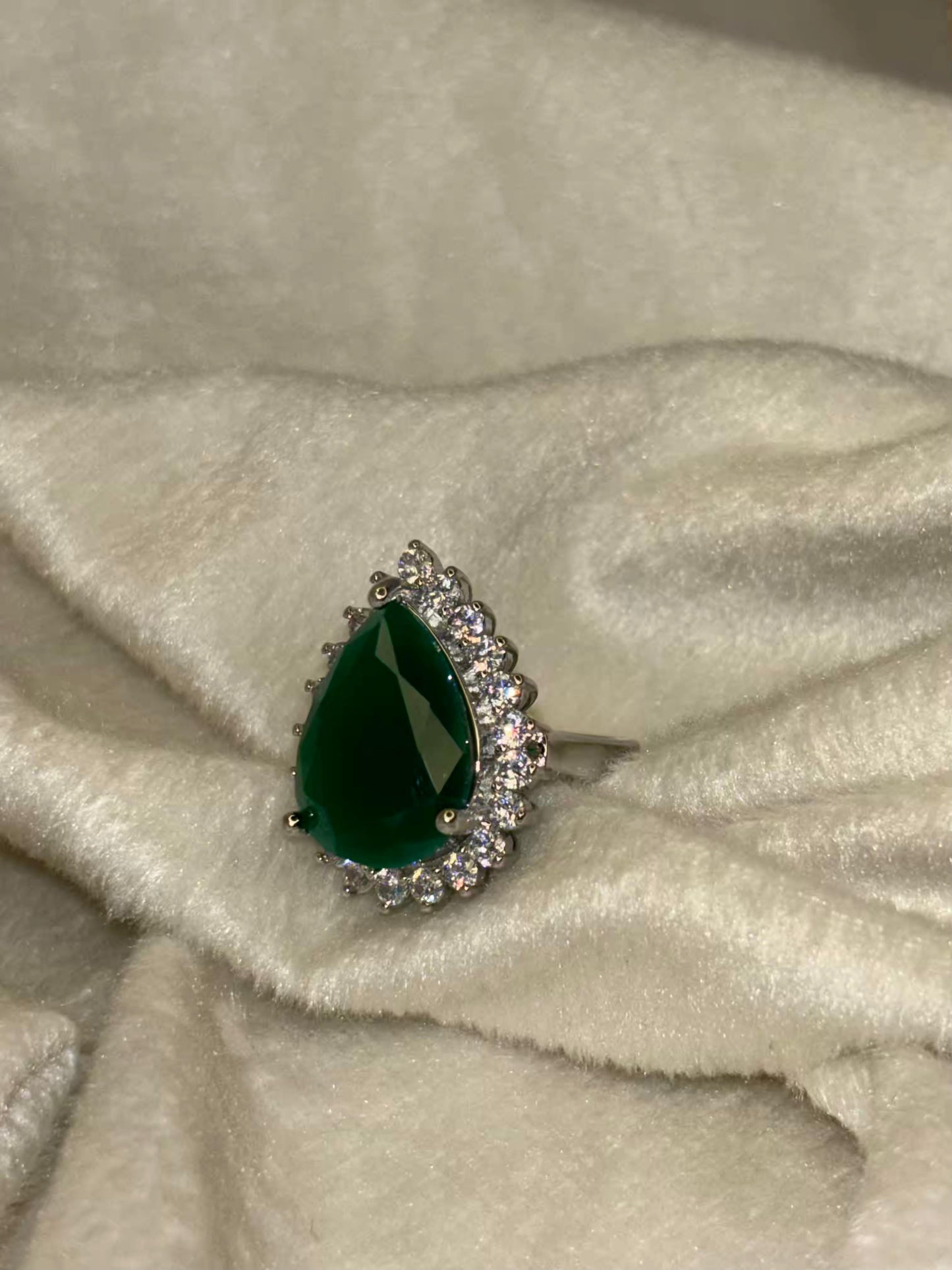 Emerald Oval Solitaire Studded Silver Plated Premium Ring
