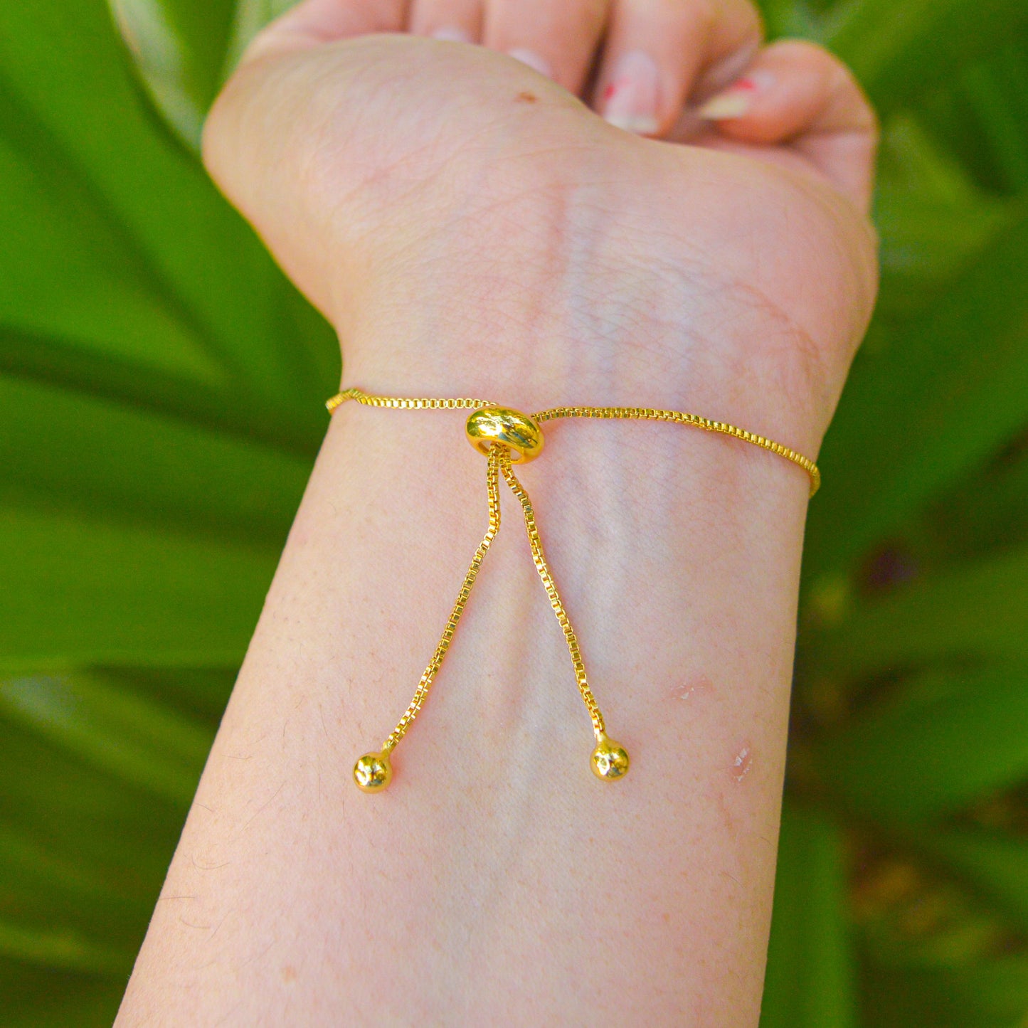 White Clover Mother of Pearl Evil Eye Gold Color Bracelet