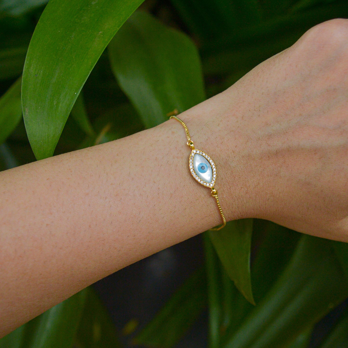 Eye Mother of Pearl Evil Eye Bracelet ( Gold )