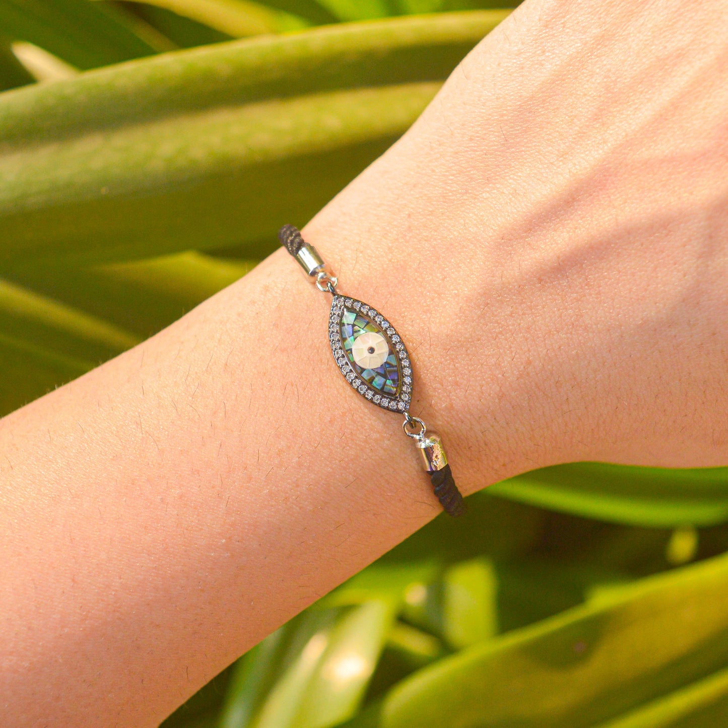 Pyramidal Evil Eye Pearl Bracelet ( Silver )