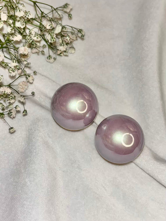 Lilac Two Tone Oversized 2.8cm Pearl Clip ons Studs Earrings - Gold Plated