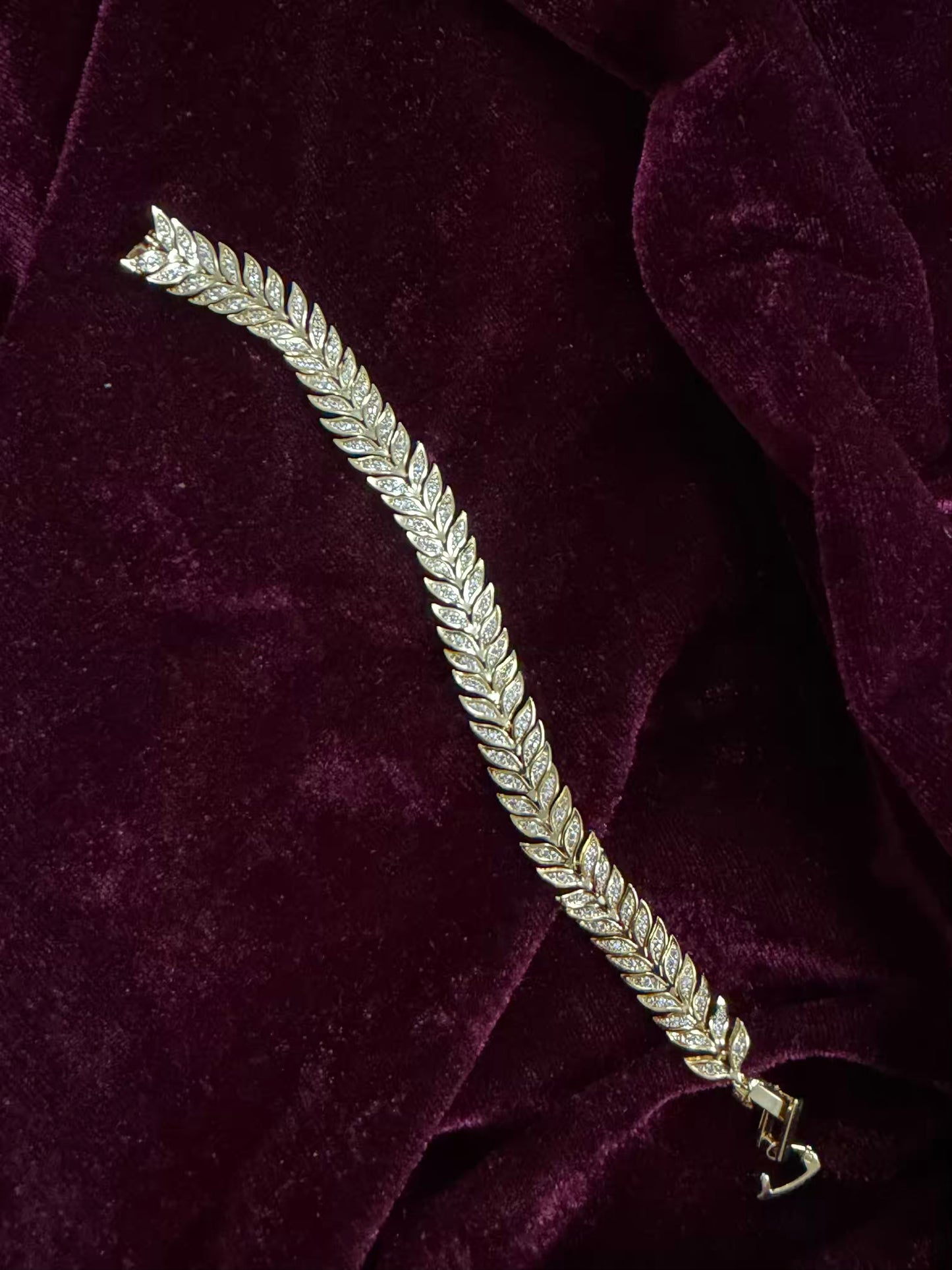 Leaves Diamond Men's Rakhi Bracelet