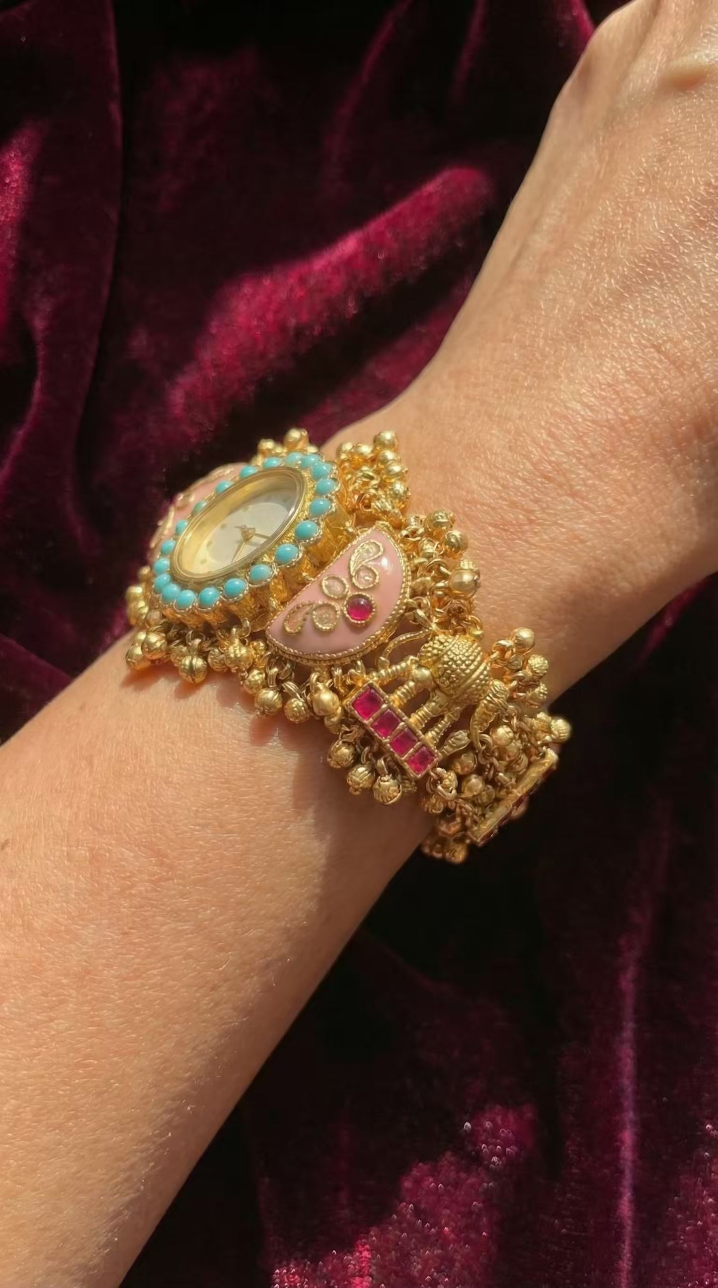 Pink Floral Round Dial Maharani Watch Heritage Bracelet