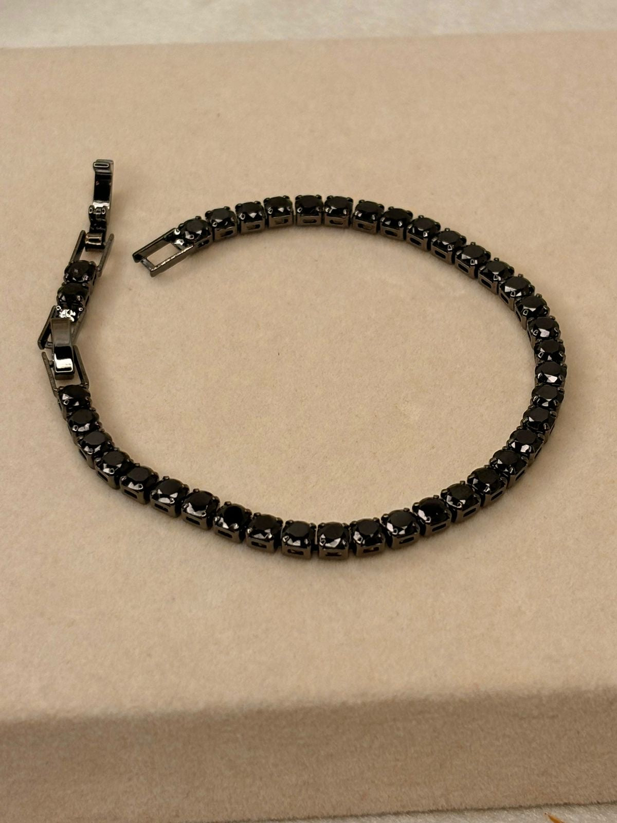 Black Big Solitaire Diamonds Tennis Bracelet - Silver ( Unisex )