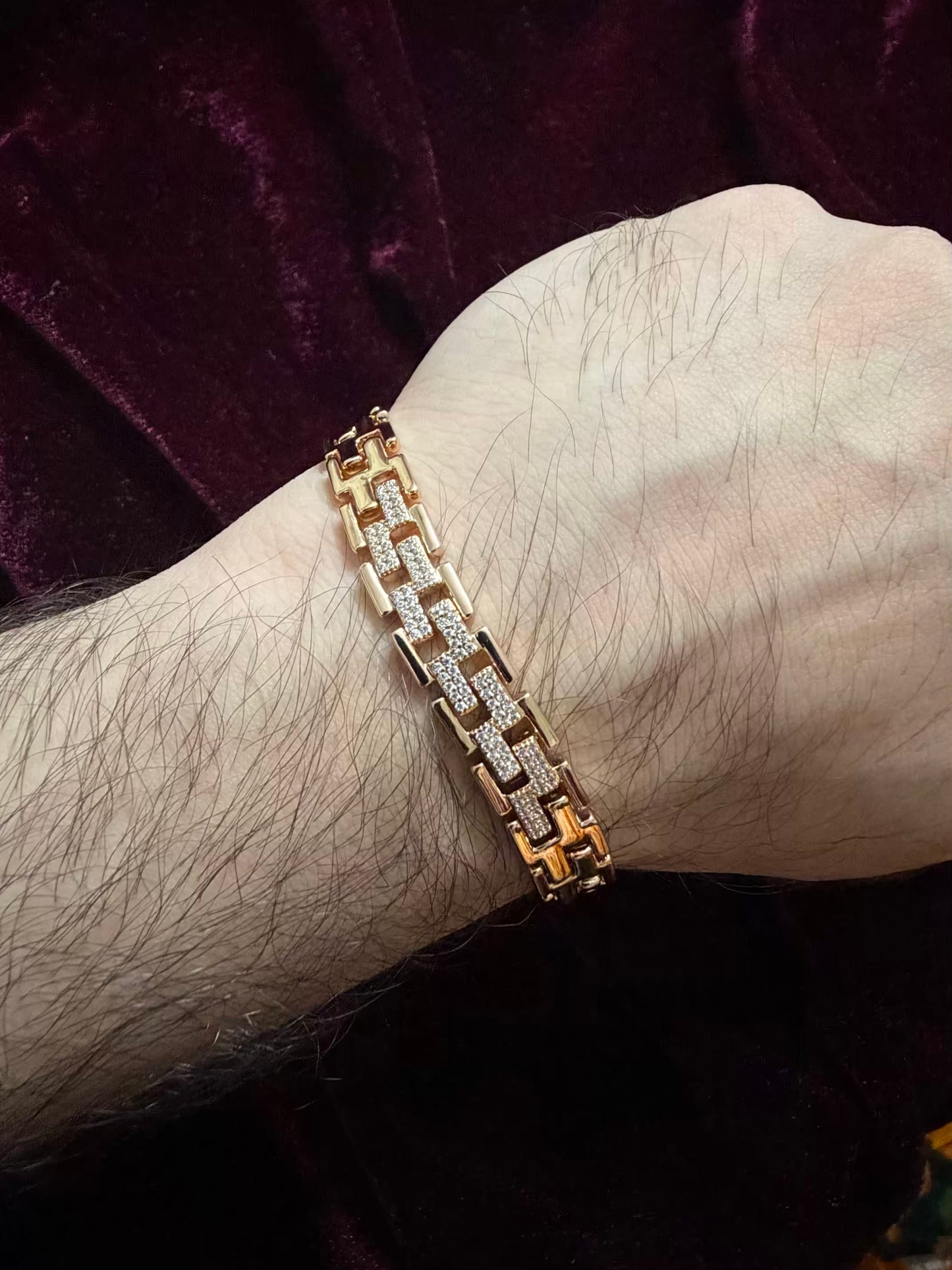 Bold Geometric Diamond Men's Rakhi Bracelet