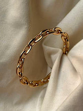 Load image into Gallery viewer, Thick Chain Style Flexible Bangle for All Sizes ( Gold )
