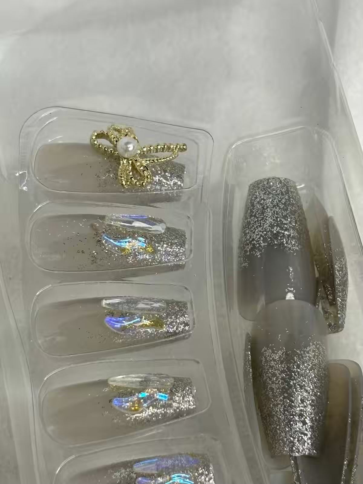 Grey Bows Shimmery Fancy Party Bridal Press On Nails ( Set of 24 )