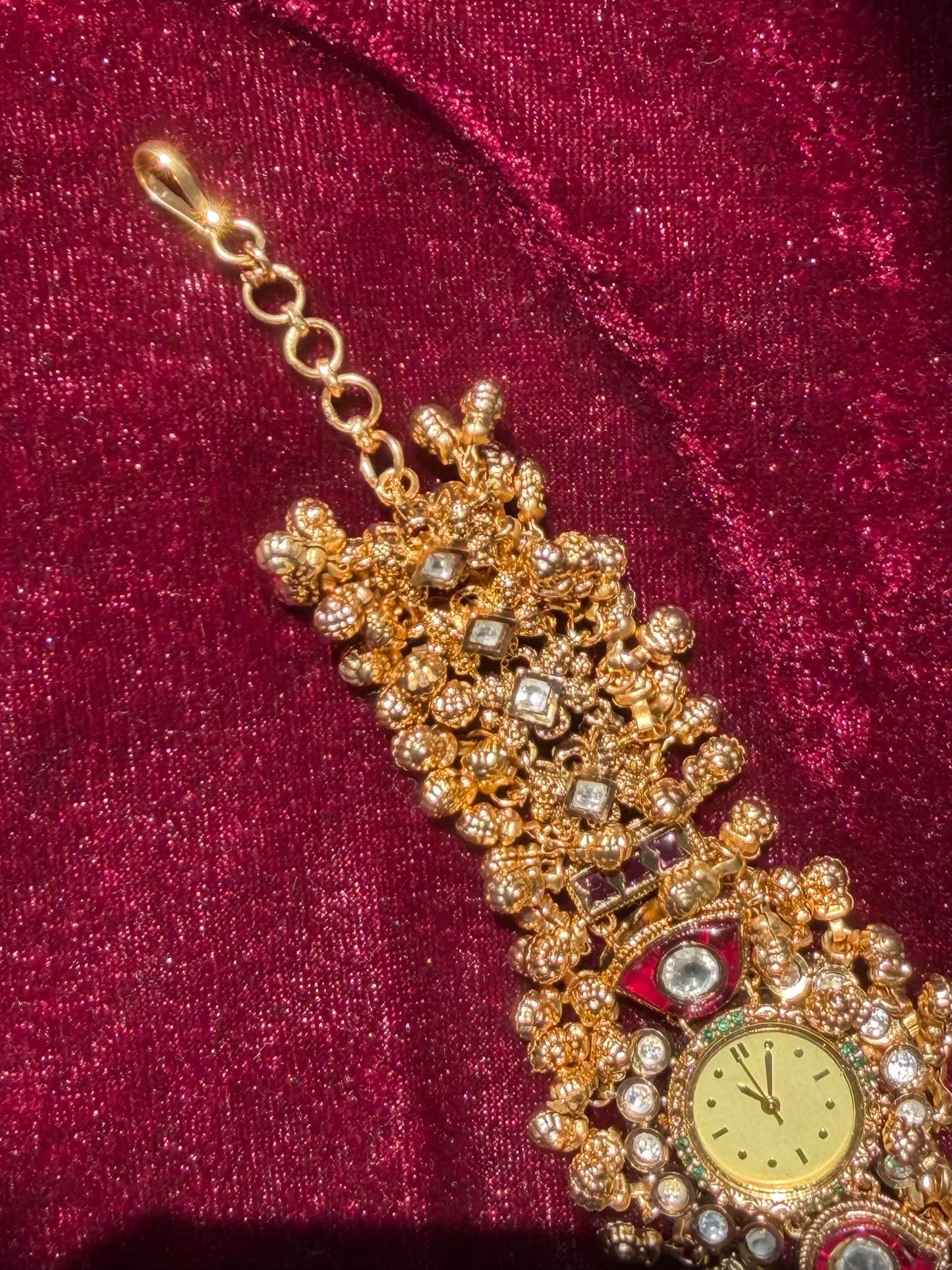 Best Seller Ghungroos Red Gold Rajwadi Gold Plated Heritage Maharani Watch