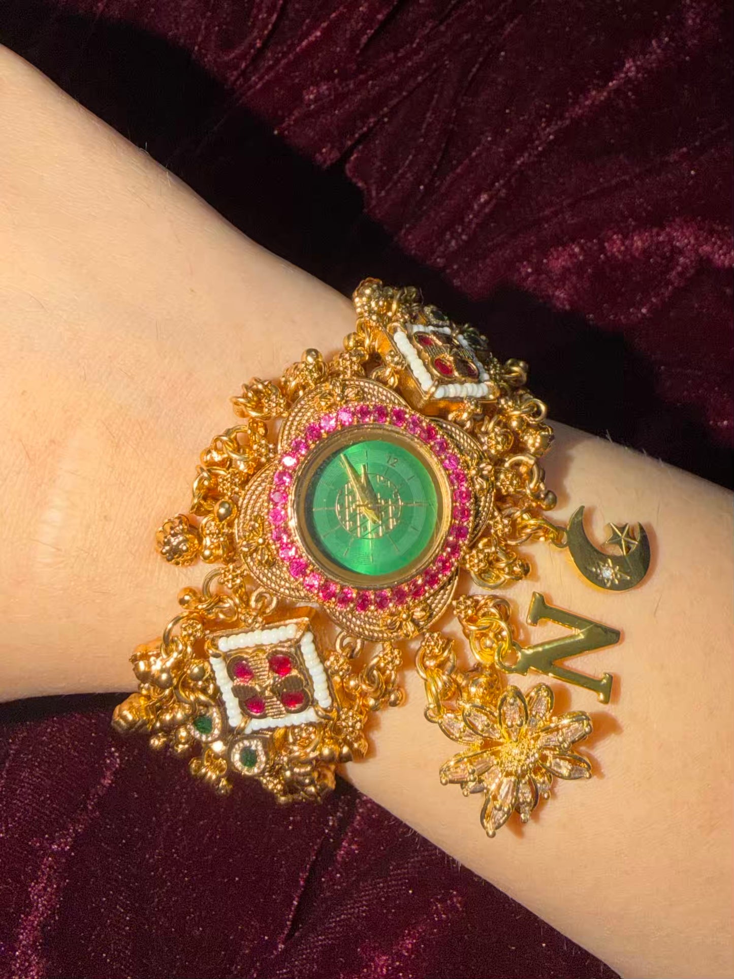 Swarnika Heritage Watch Rakhi in Premium Rajwadi plating (Free Initial)