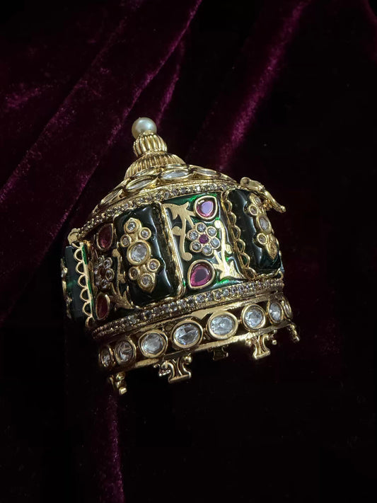 Pushtaini Kumkum Sindoor Daani Royale in Premium plating