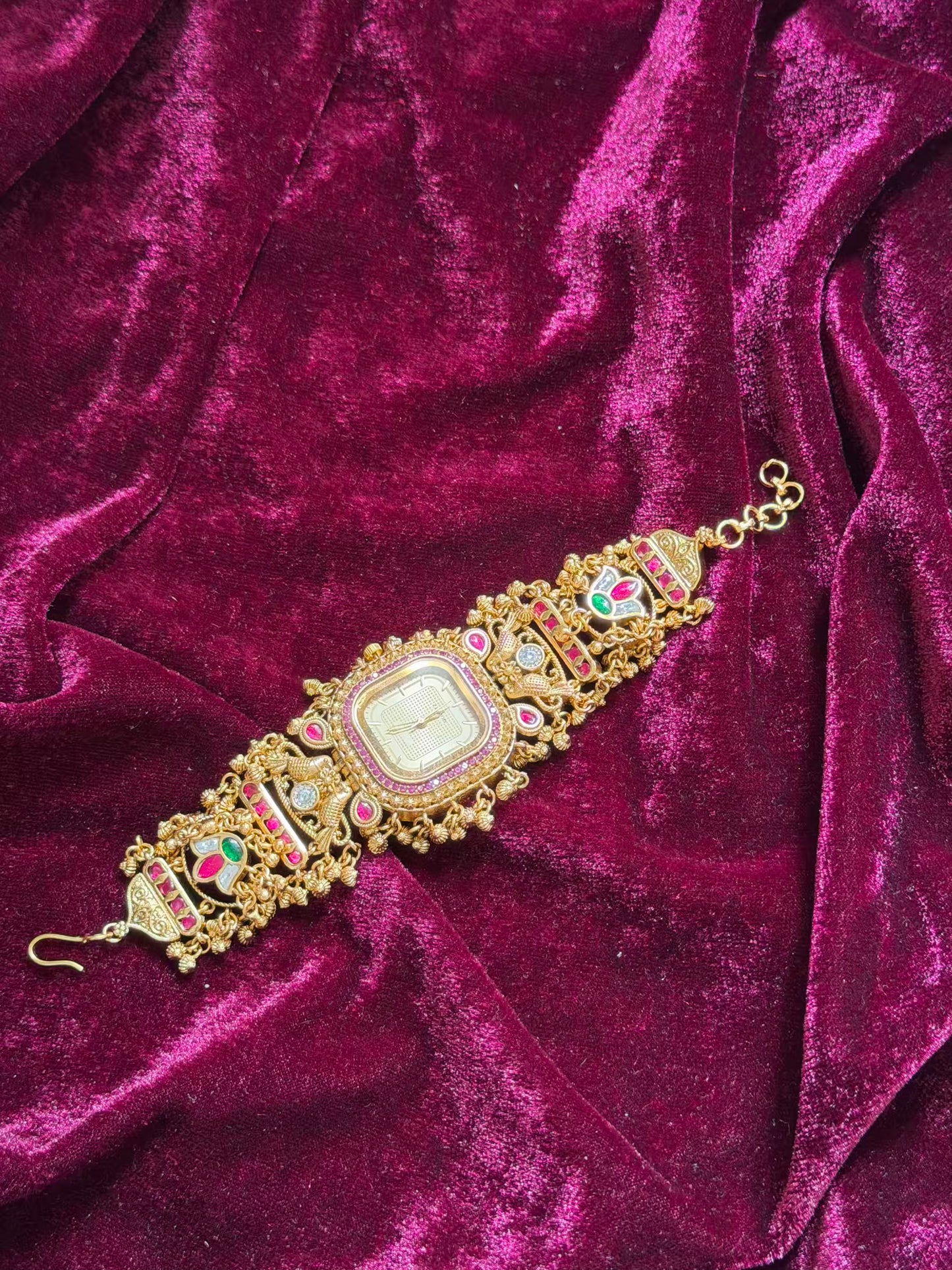 New Launch Cream Dial Maharani Watch Heritage Bracelet( only 2pc in stock )