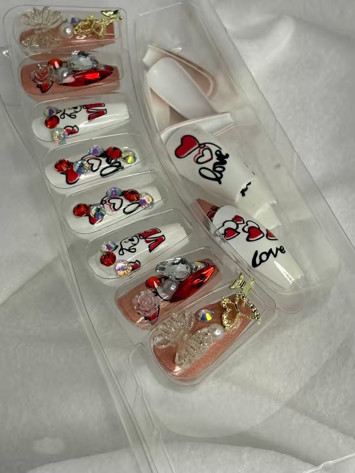 White Cute Love Hearts Fancy Party Bridal Press On Nails ( Set of 24 )