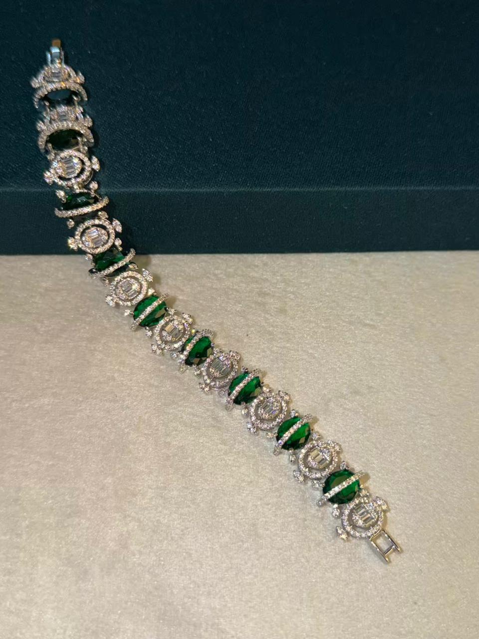 Royal Halo Emerald Green Tennis Bracelet Silver Plated