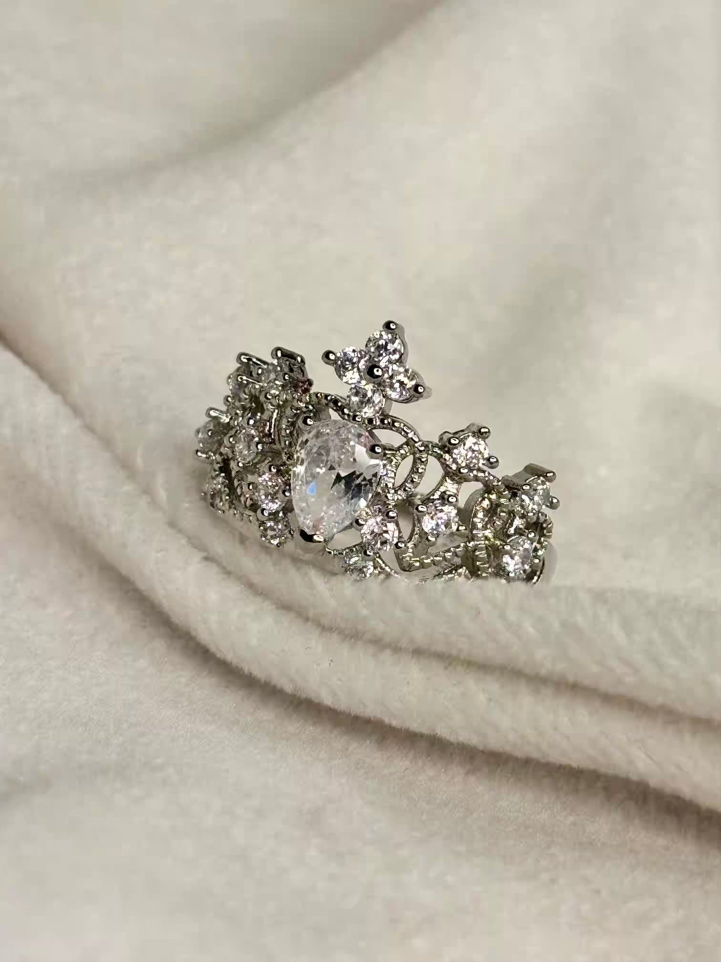 Crown Premium Ring - Silver