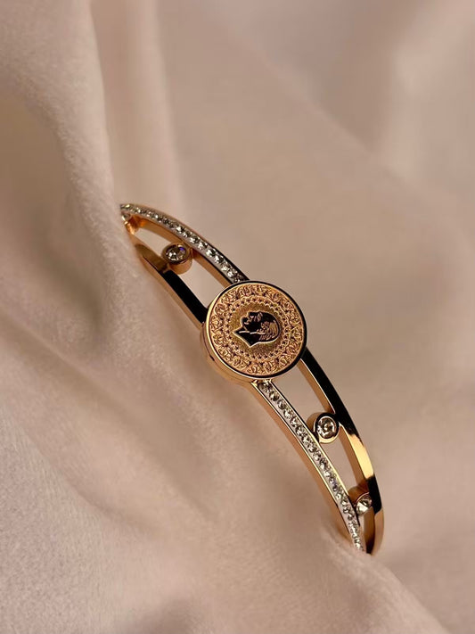 Roman Queen Premium Kada Bangle 2.6 ( Gold )