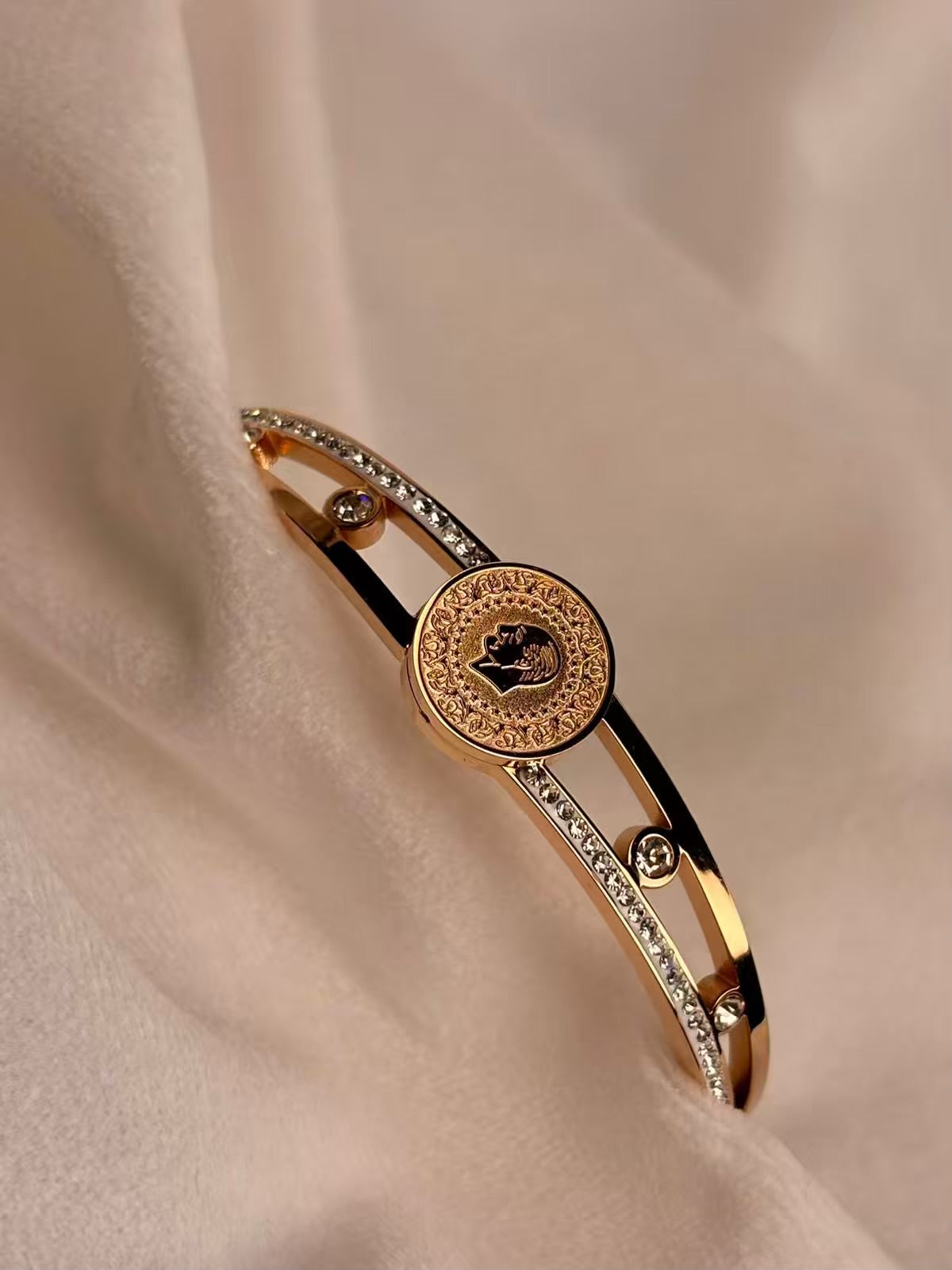 Roman Queen Premium Kada Bangle 2.6 ( Gold )