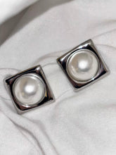 Load image into Gallery viewer, Silver Box Pearl Earrings Studs - Silver Plated
