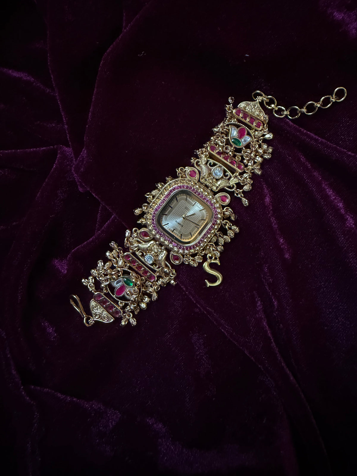 Diwali 🪔 Gold New Launch Square Dial Maharani Watch Heritage Bracelet