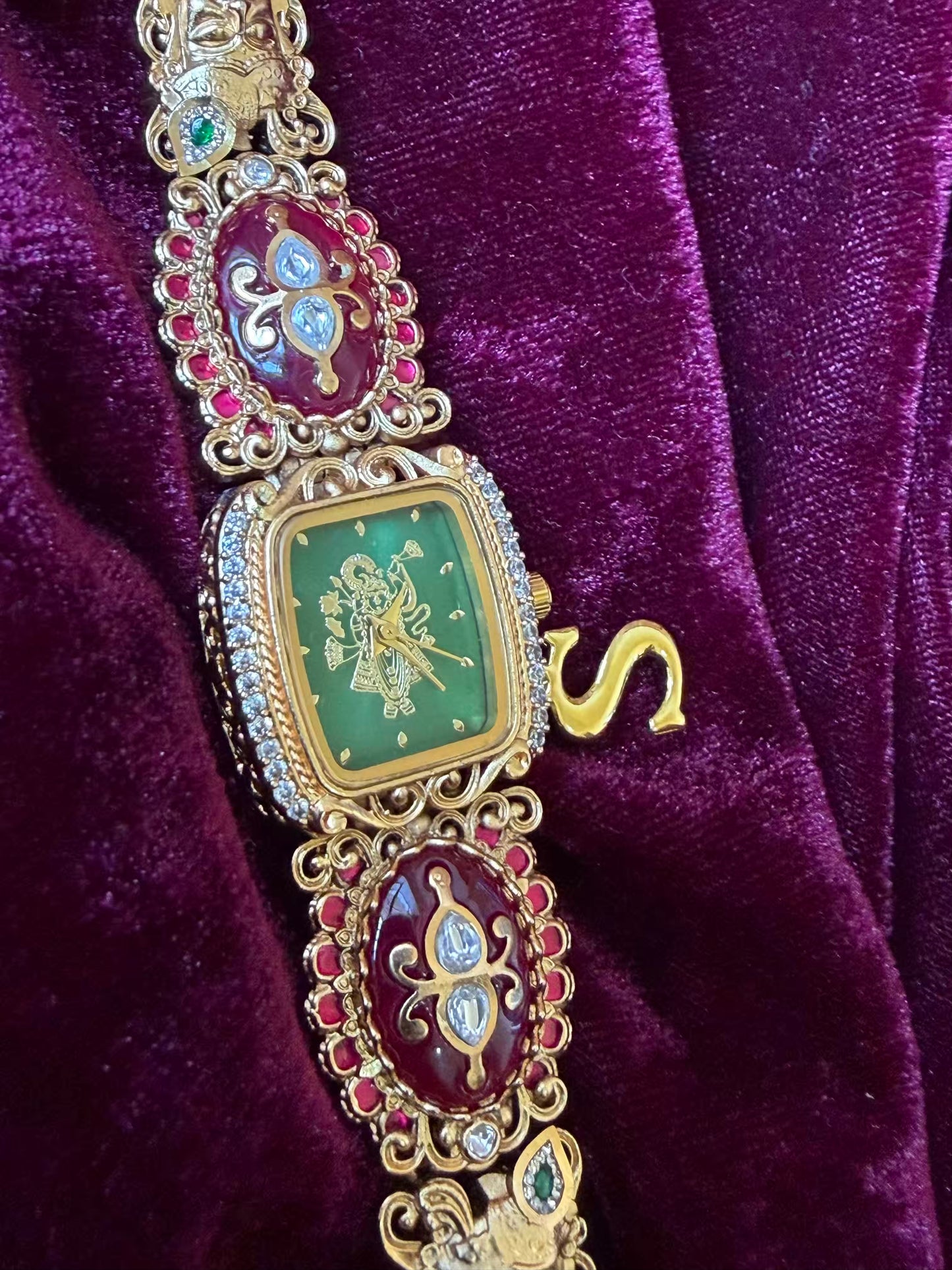 Shree Krishna Shreenathji Green Dial Maharani Watch Design Heritage Bracelet