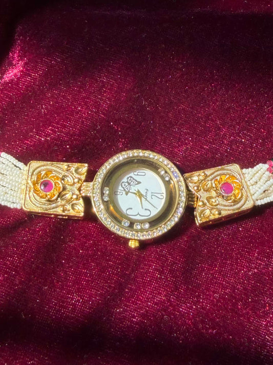 Simple Dial Rajwadi Gold Plated Heritage Maharani Watch