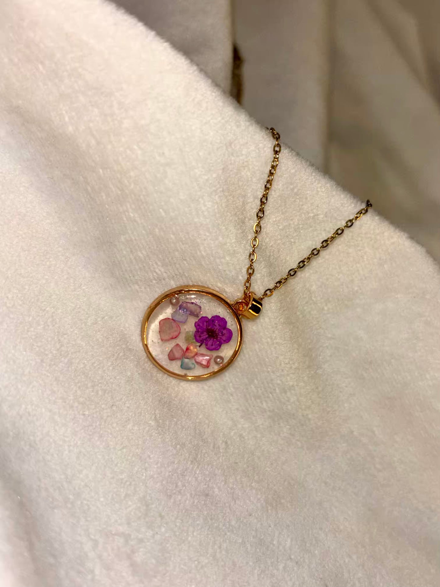 Cut Gemstones Floral Handmade Necklace