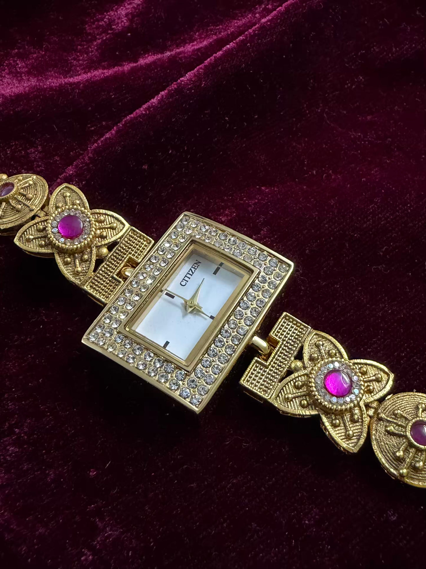 Square Dial Royal Gold Maharani Watch Design Heritage Bracelet