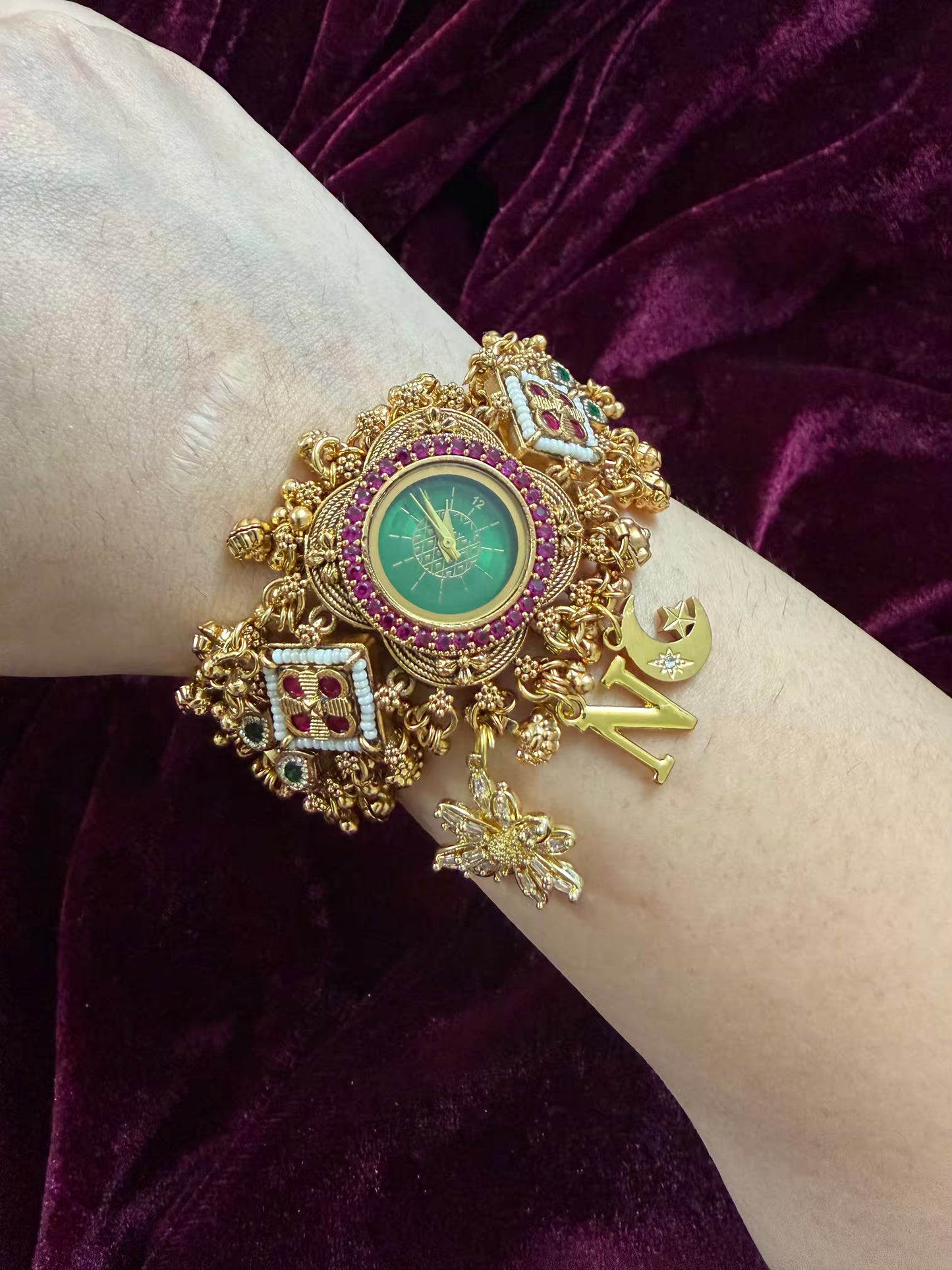 Swarnika Heritage Watch Rakhi in Premium Rajwadi plating (Free Initial)