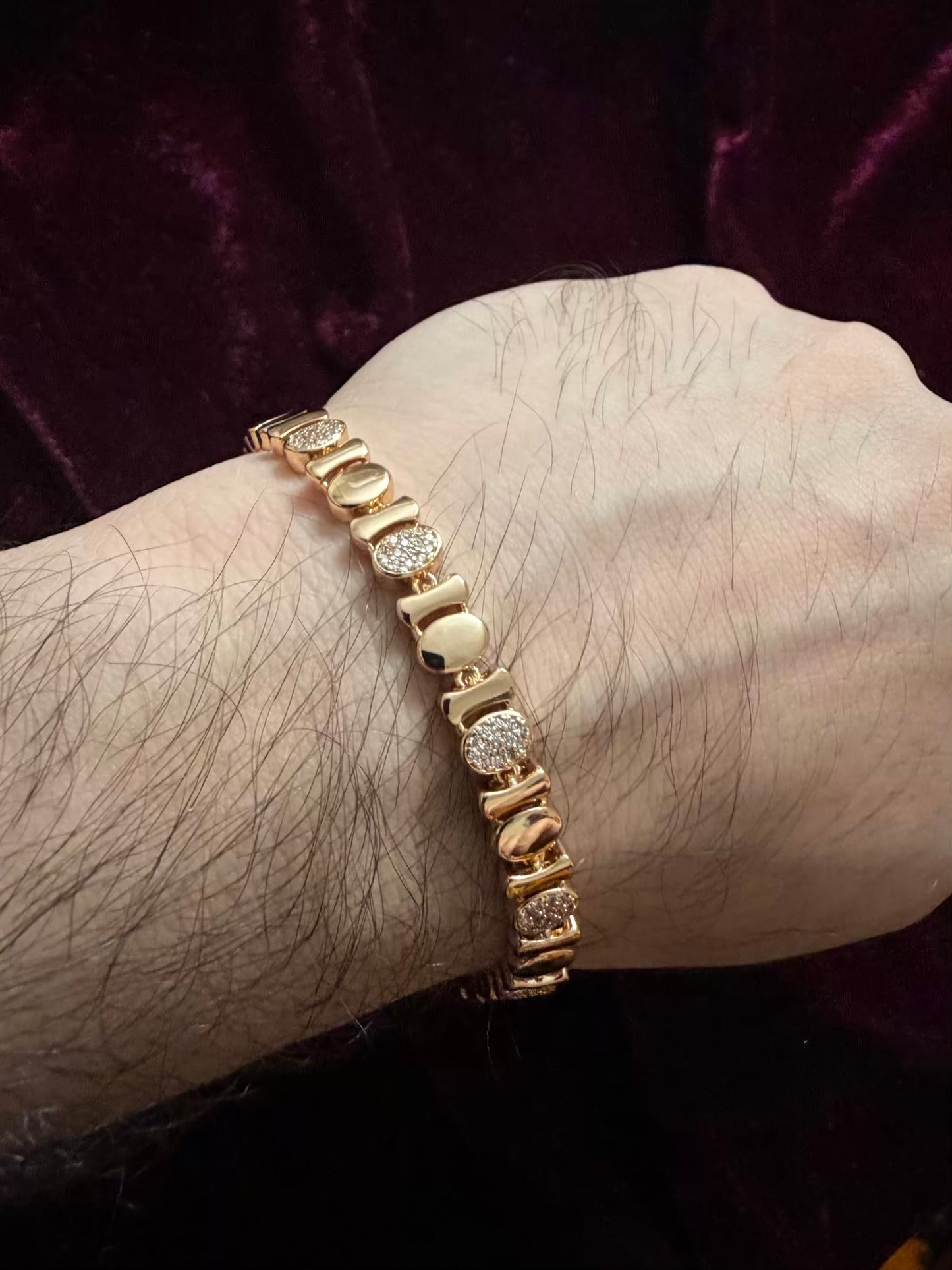 Oval Luxury Men's Rakhi Bracelet