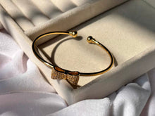 Load image into Gallery viewer, Premium Bow Kada Bracelet Bangle - Gold
