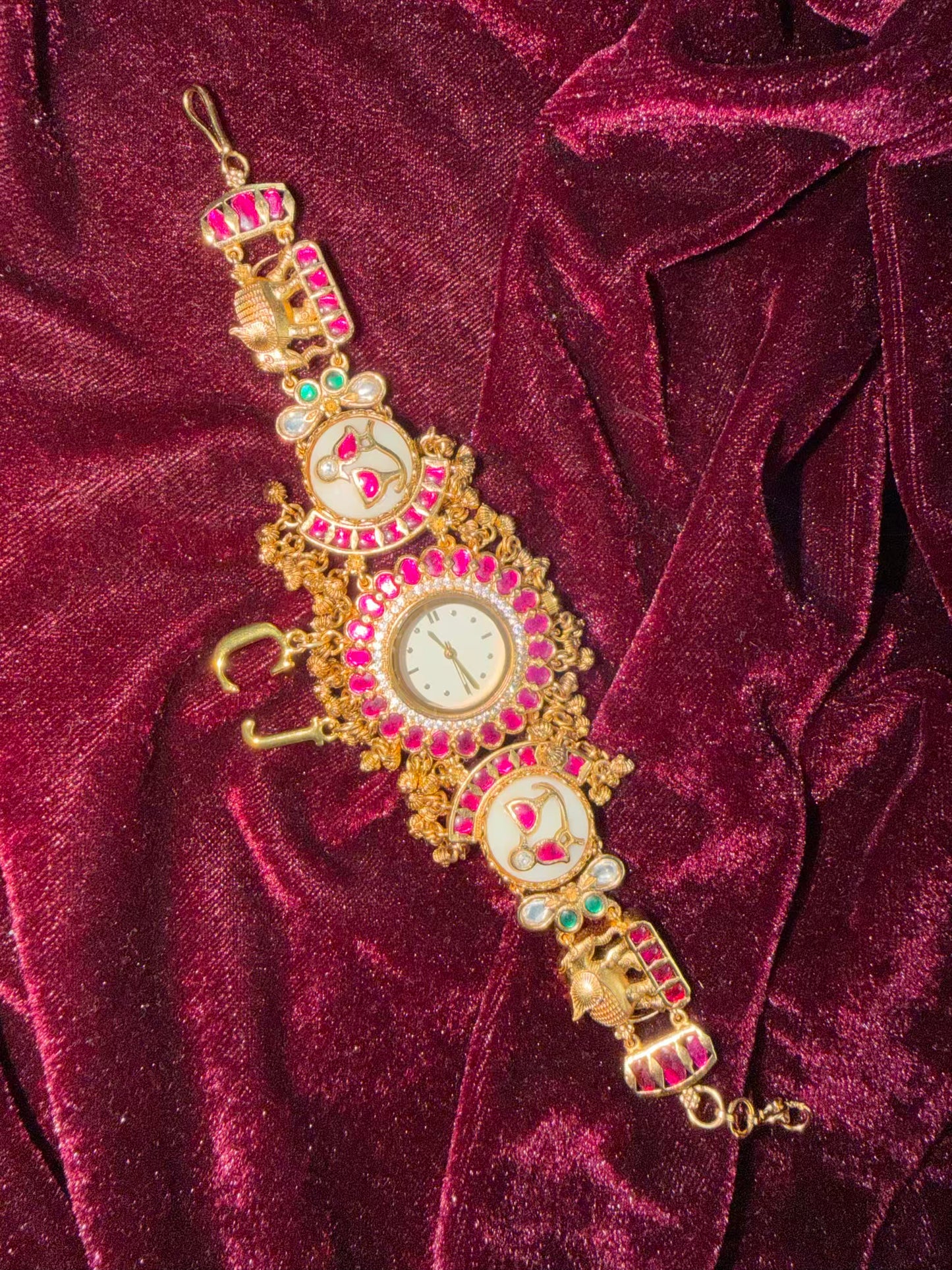 Creamy Pink Dial Maharani Watch Design Heritage Bracelet