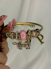 Load image into Gallery viewer, Pandora Charms Pink Bee Charms Bracelet With Customised Initial (Gold)
