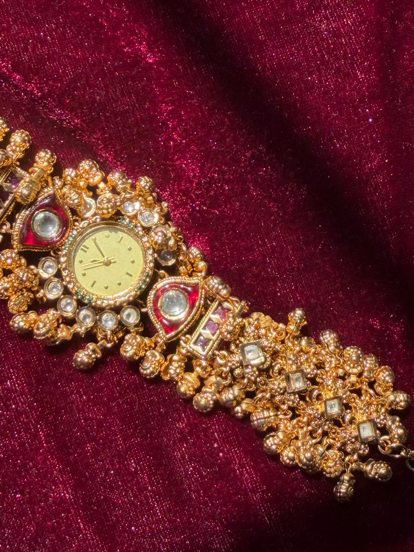 Best Seller Ghungroos Red Gold Rajwadi Gold Plated Heritage Maharani Watch