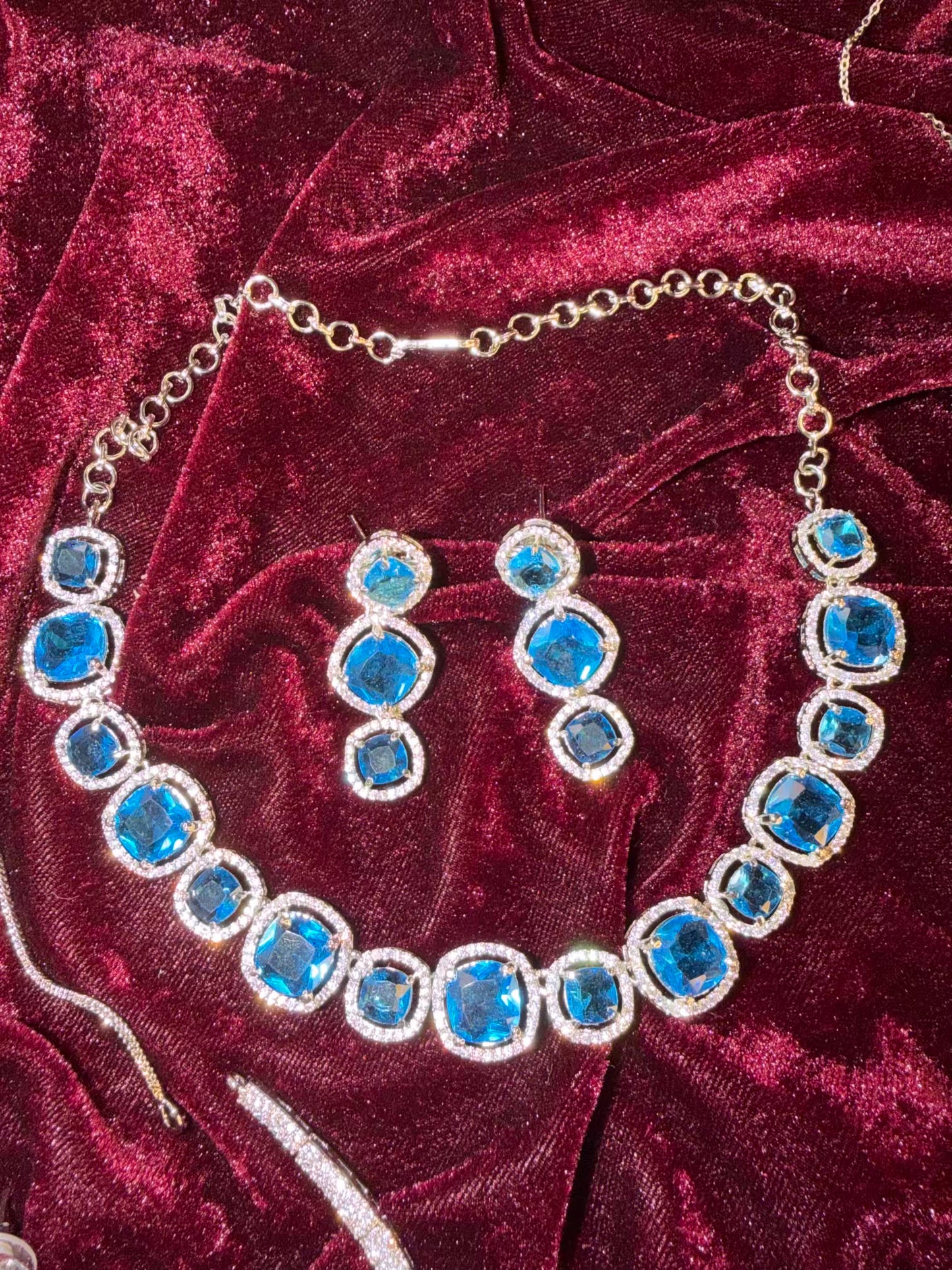 Turquoise Blue Sapphire Cushion Halo Statement Necklace Set