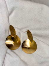 Load image into Gallery viewer, Gold Dish Leaf Earrings Studs - Gold Plated
