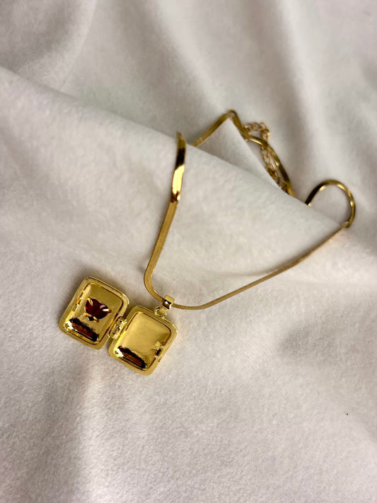 Photo Book Openable Necklace