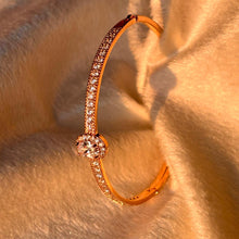 Load image into Gallery viewer, Oval Solitaire Simplistic Diamonds Kada Bracelet Bangle - Rose Gold
