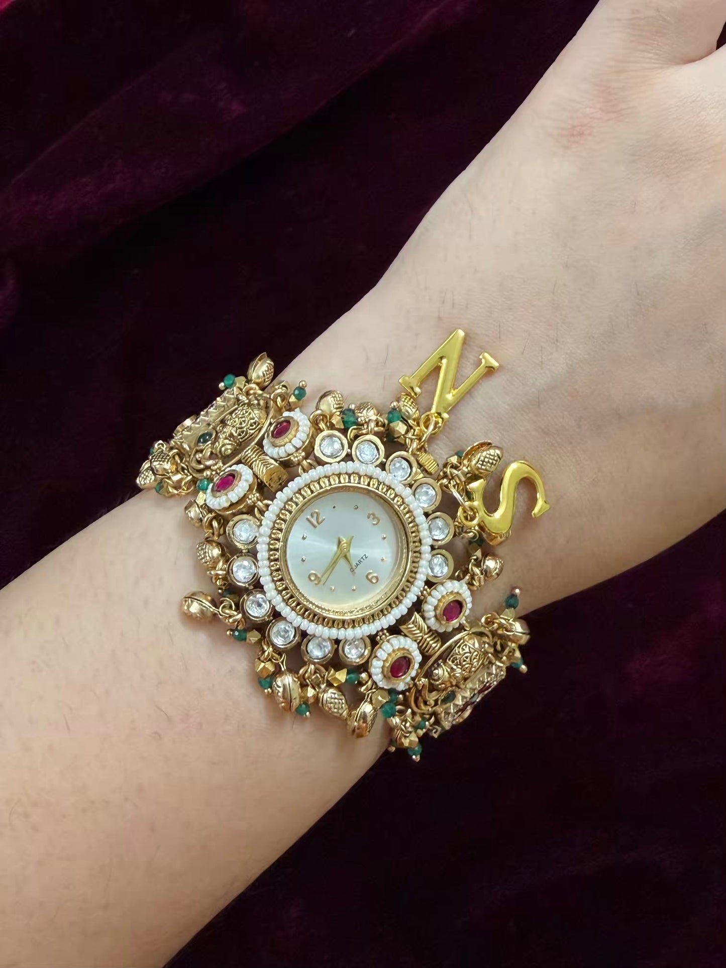 Vintage Look Gold Plated Heritage Maharani Watch 2.8 Adjustable with hooks