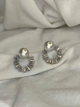 Load image into Gallery viewer, Pearls Earrings Studs - Silver Plated
